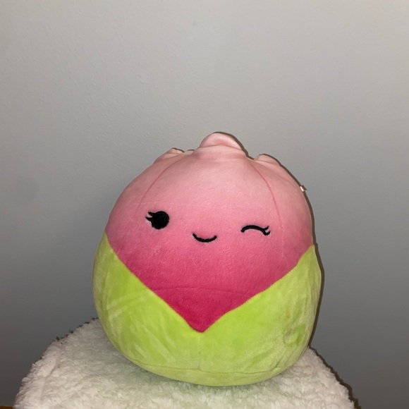 Tulip Squishmallow - Picture 1 of 1